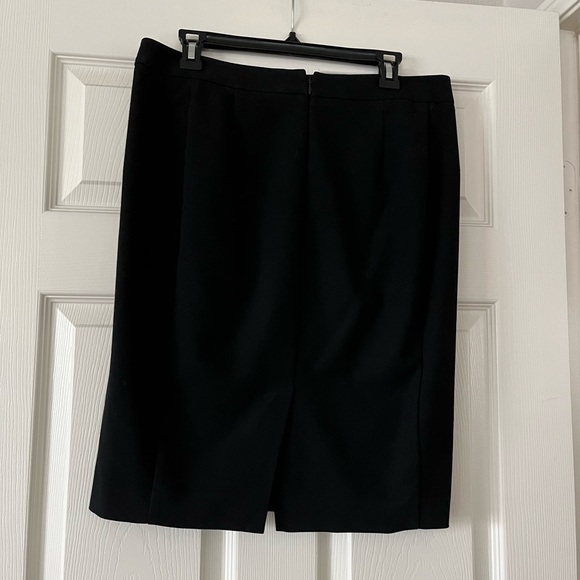 LOFT Pencil Skirt - Picture 3 of 4